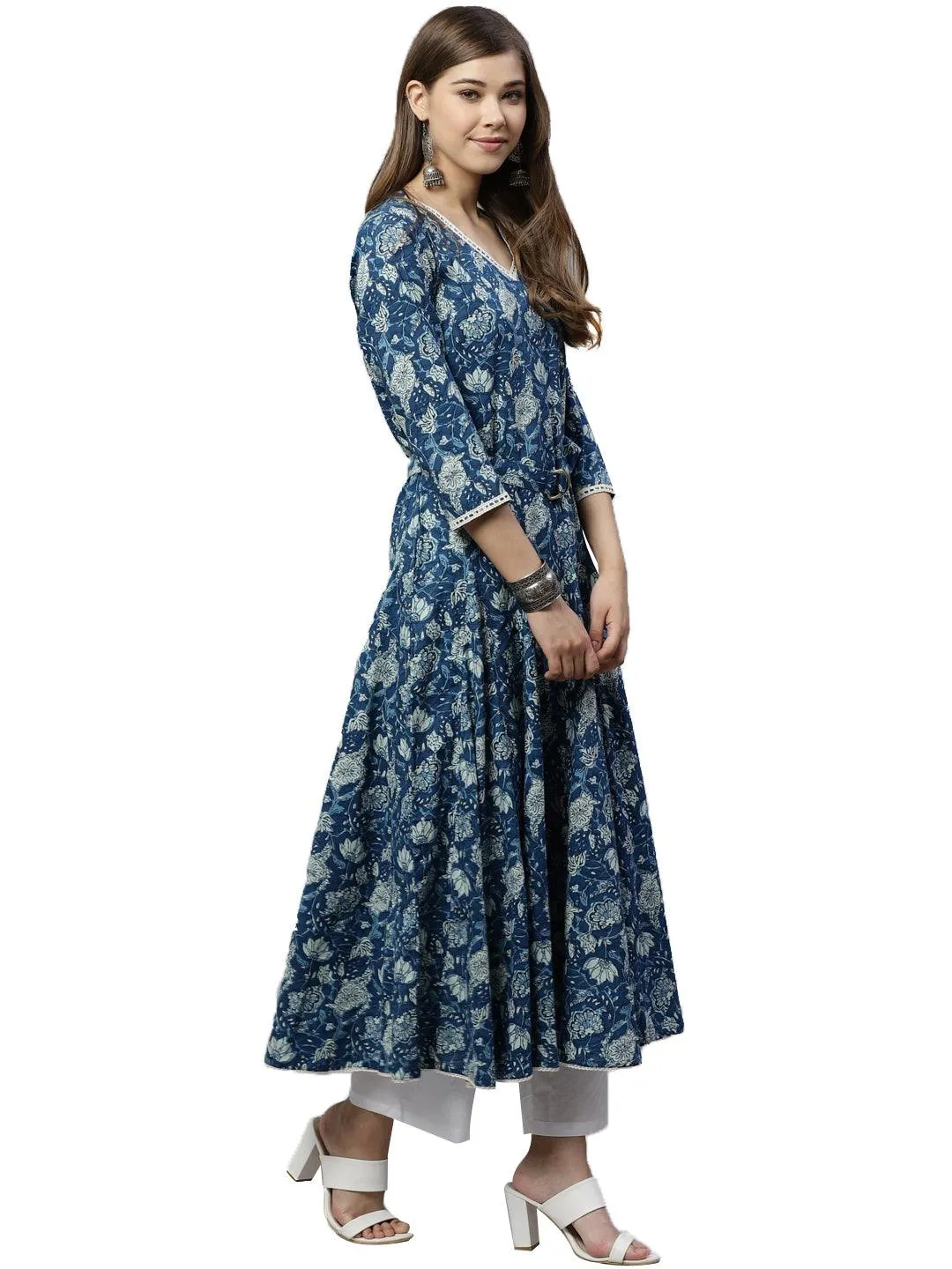 Divena Indigo Flaired Kurta With Belt