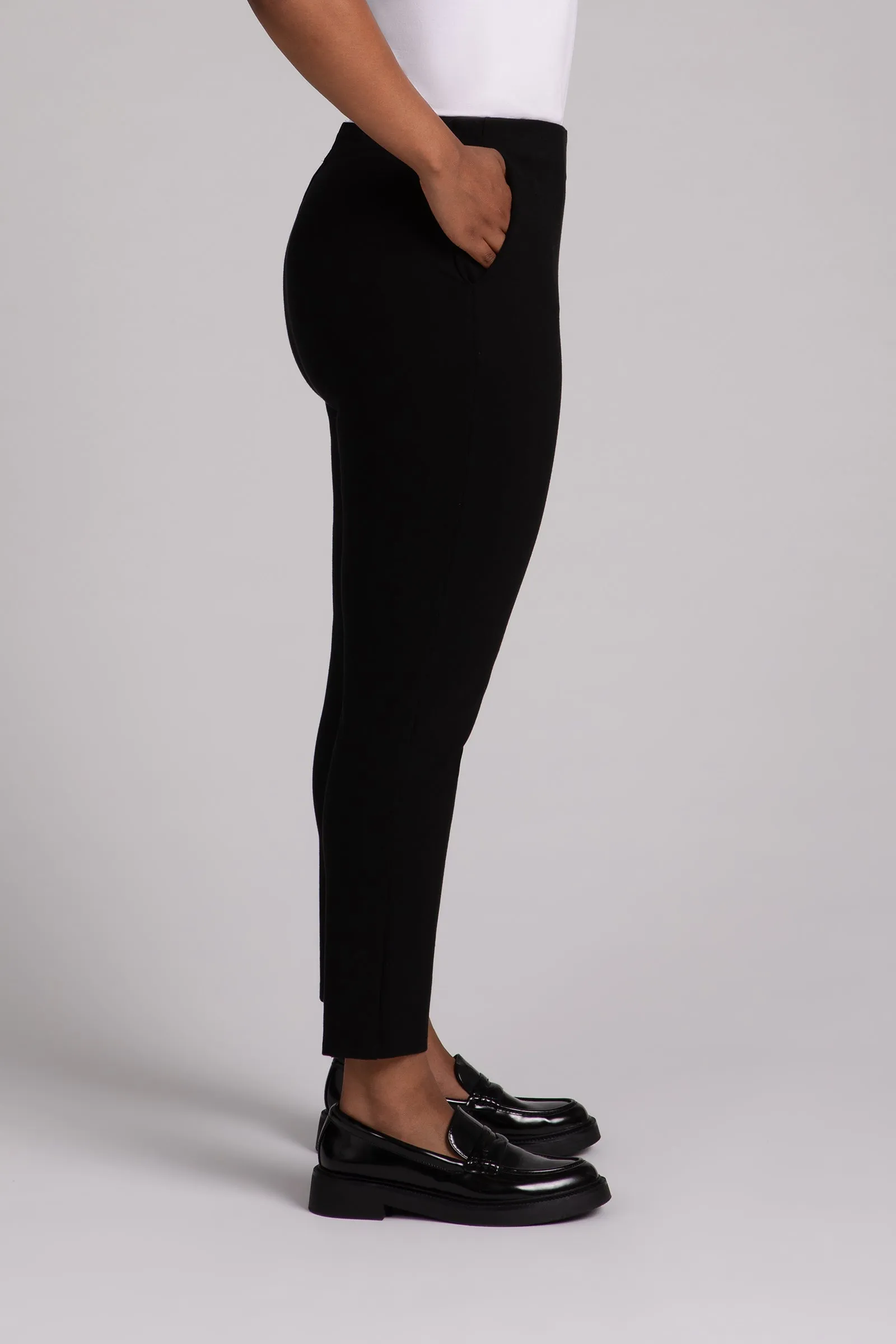 Ponte Pull On Pencil Ankle Pant | Black