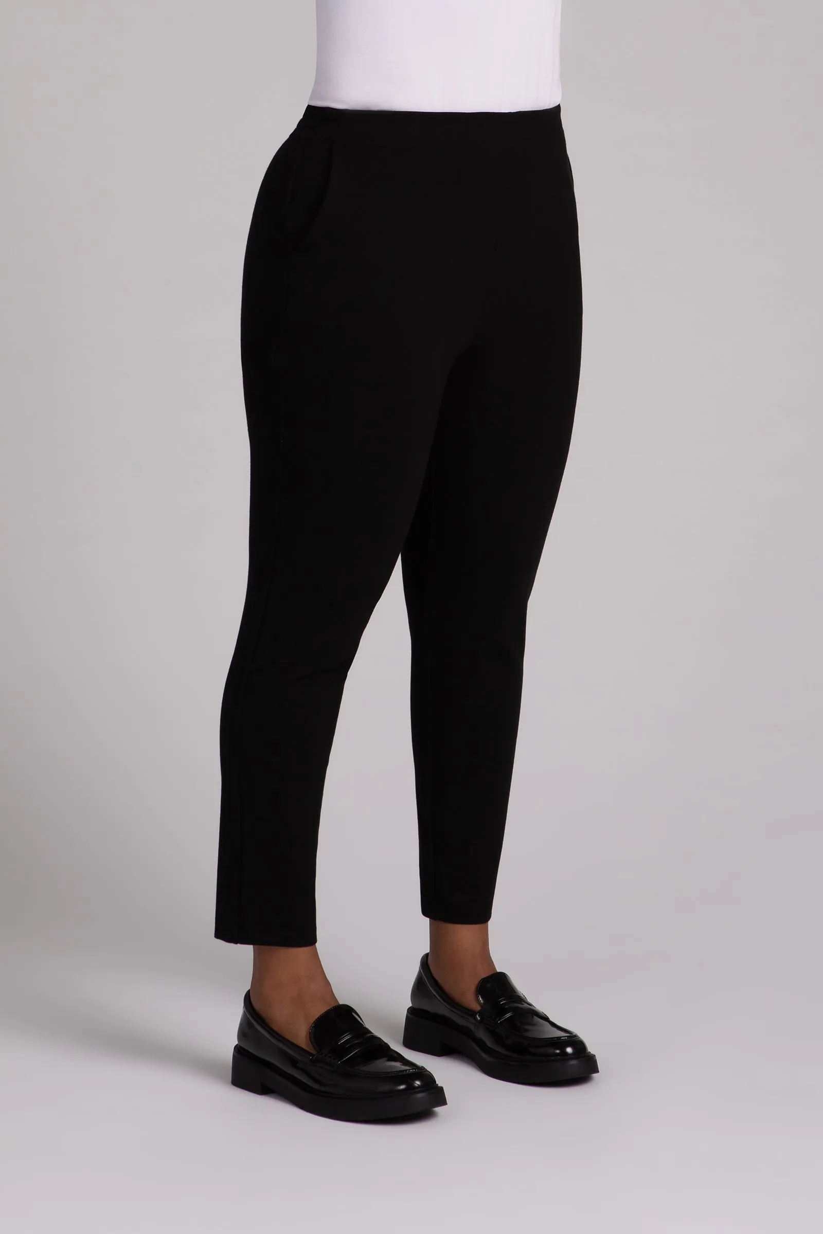 Ponte Pull On Pencil Ankle Pant | Black